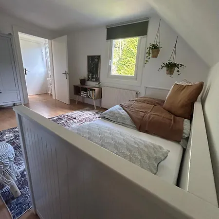 Black Pearl - Blockhaus Inmitten Der Villa *